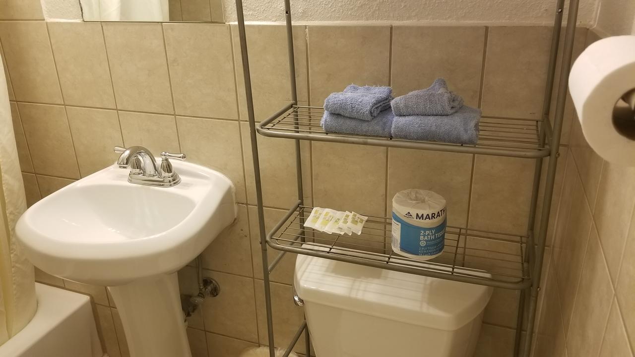 Seattle Inn Northgate Екстериор снимка
