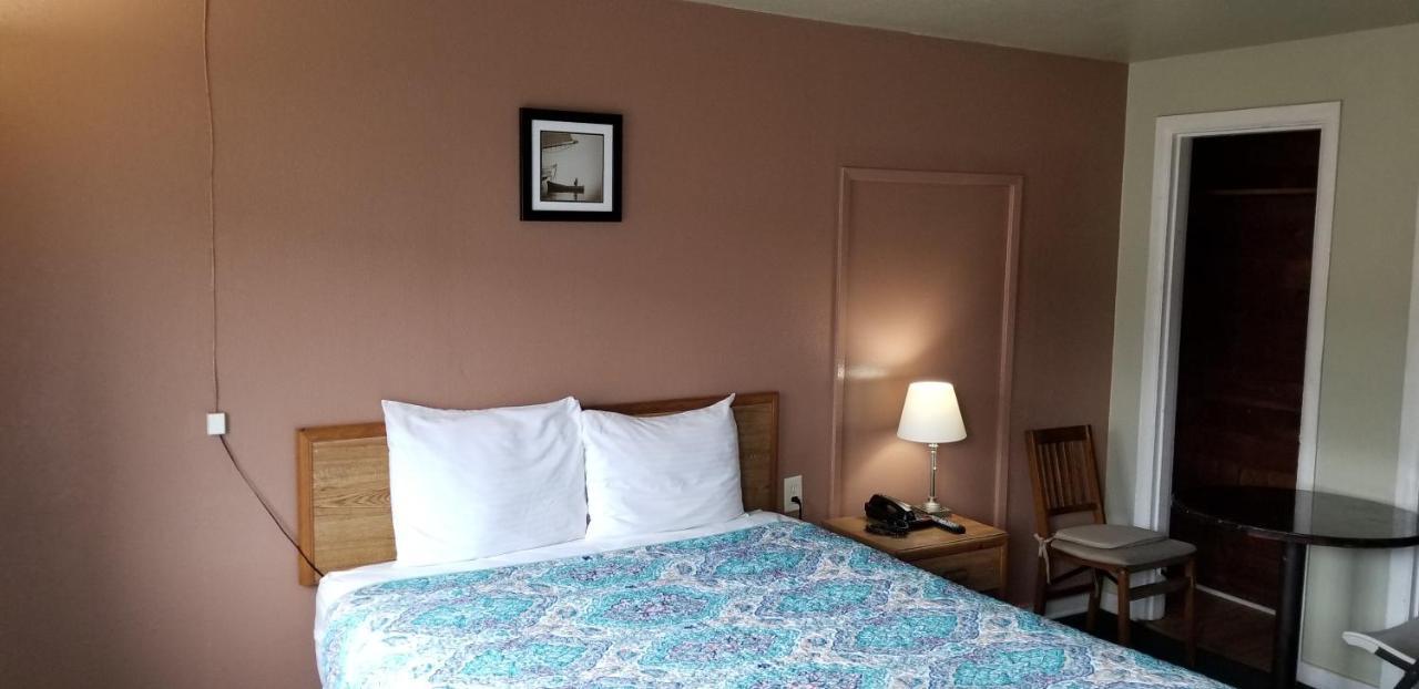 Seattle Inn Northgate Екстериор снимка